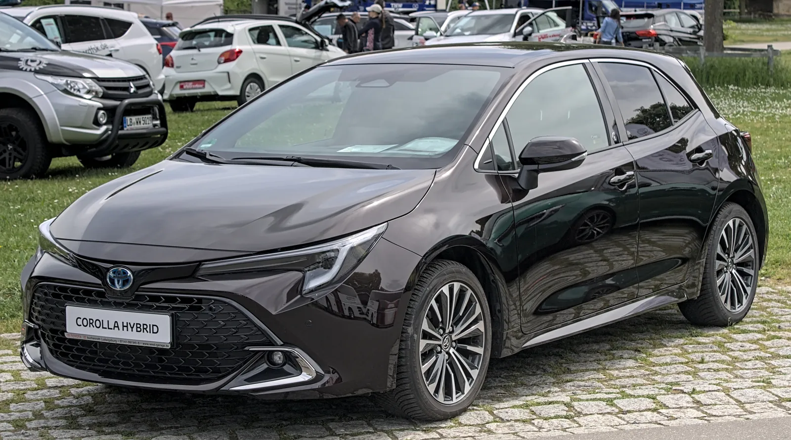 Toyota Corolla Hybrid ready to rent for Uber and Bolt